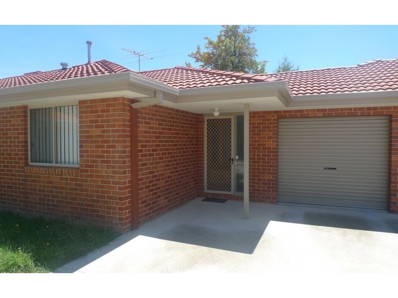 2/1059 Calimo Street, North Albury NSW 2640