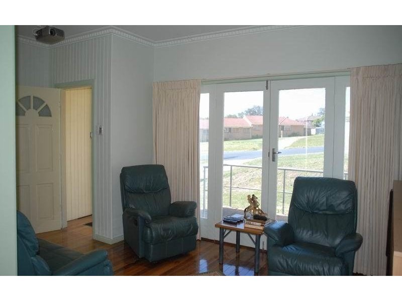 389 Solomon Street, Albury NSW 2640