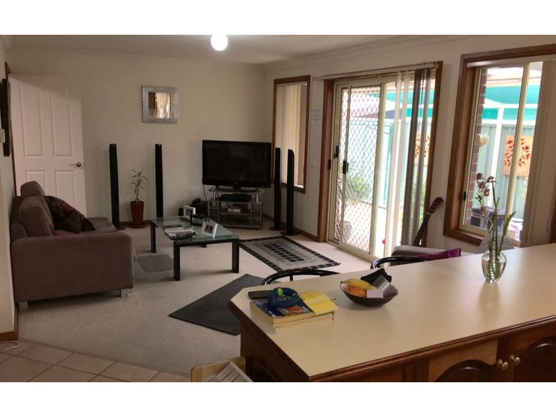3/438 Kotthoff Street, Lavington NSW 2641