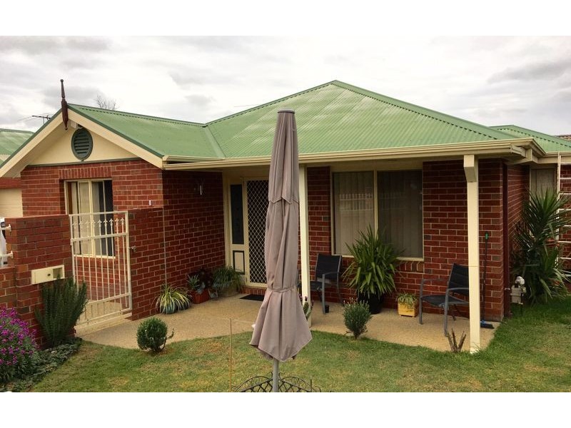 3/438 Kotthoff Street, Lavington NSW 2641