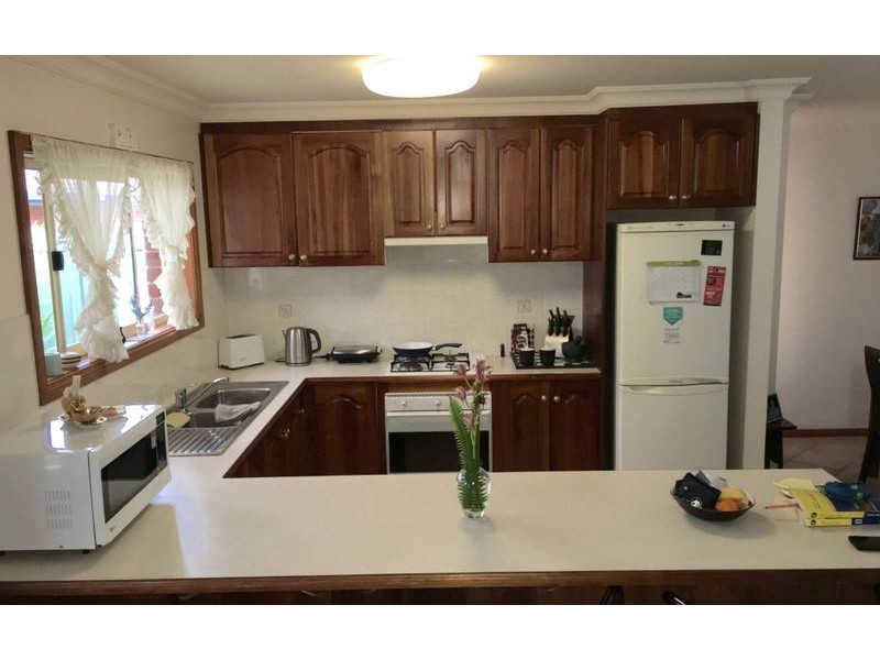 3/438 Kotthoff Street, Lavington NSW 2641
