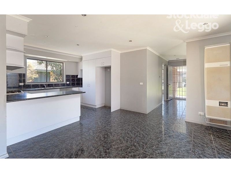 2 Mulga Place, Albury NSW 2640