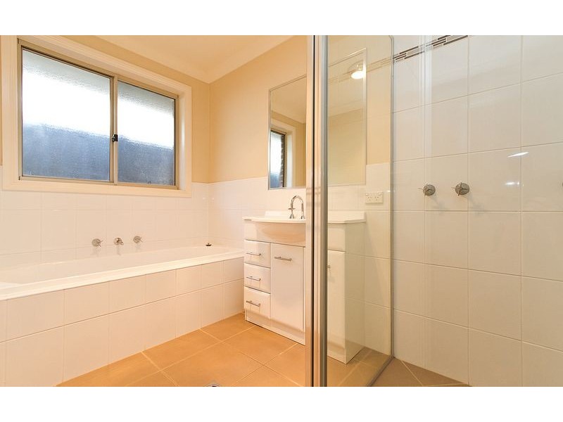 29 Squirrel Glider Drive, Thurgoona NSW 2640