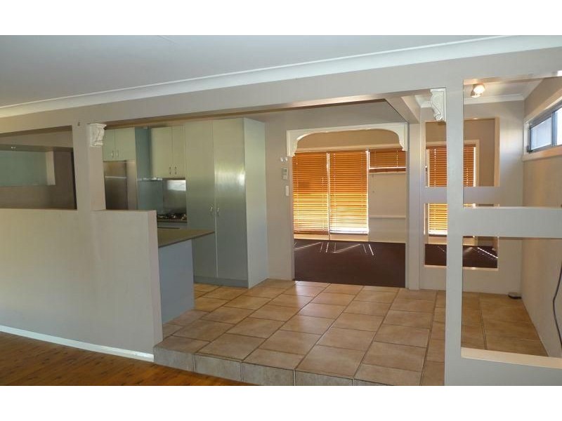 387 Eden Street, Lavington NSW 2641