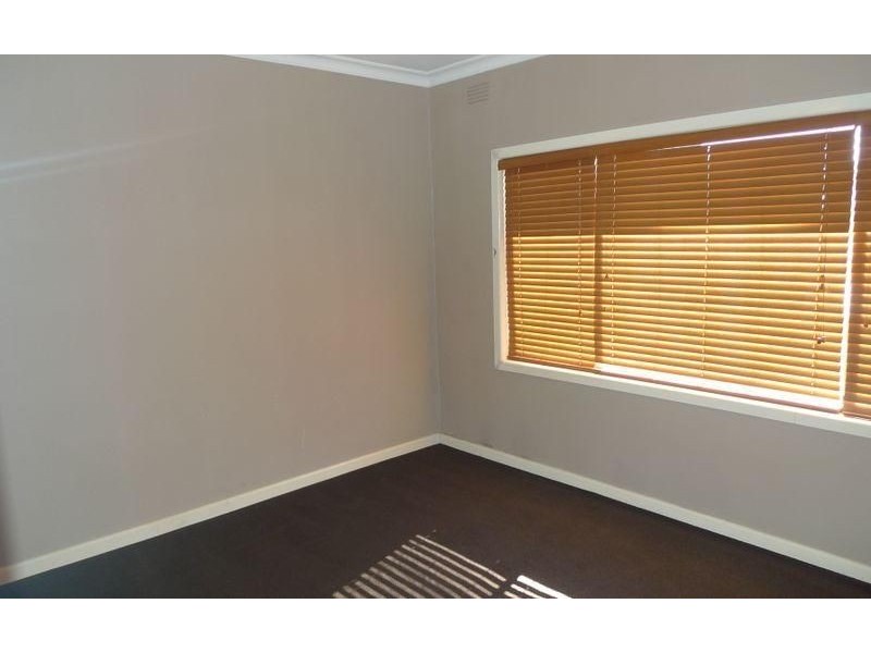 387 Eden Street, Lavington NSW 2641