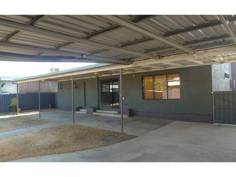 387 Eden Street, Lavington NSW 2641