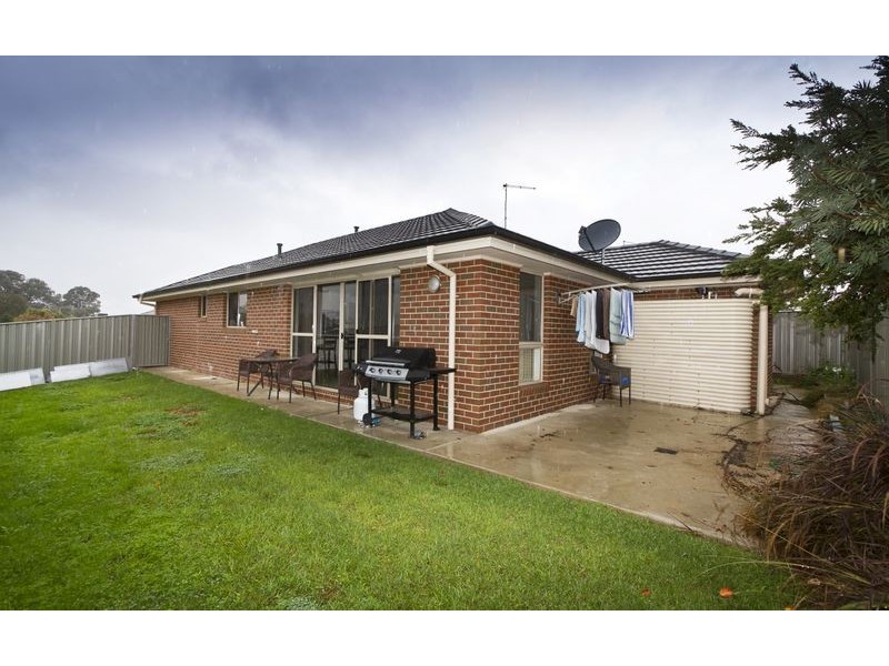 1/2 Treecreeper Street, Thurgoona NSW 2640
