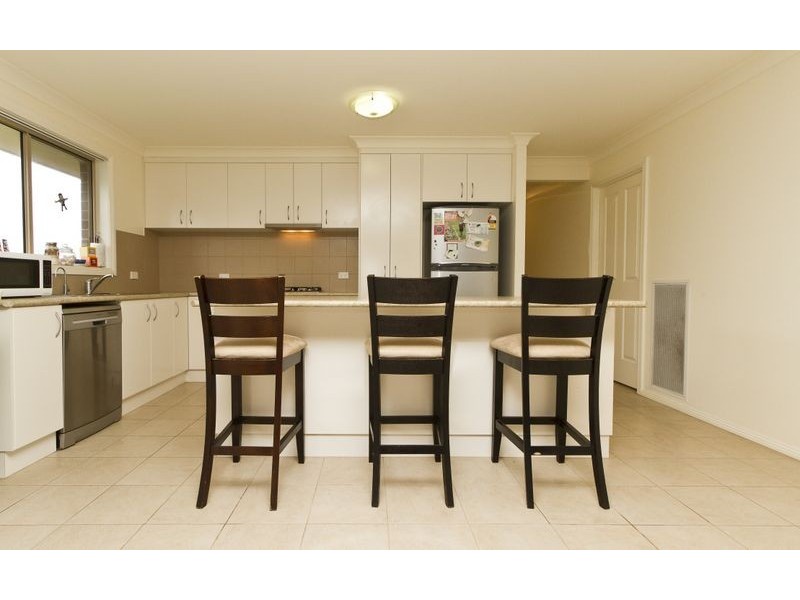 1/2 Treecreeper Street, Thurgoona NSW 2640