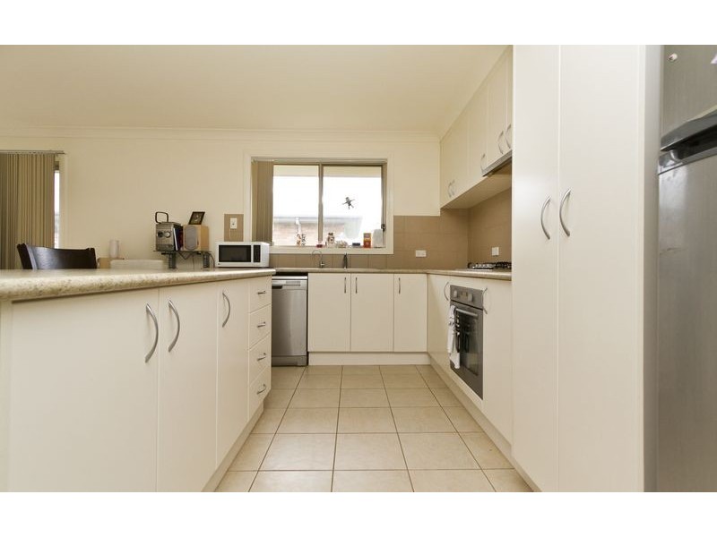 1/2 Treecreeper Street, Thurgoona NSW 2640