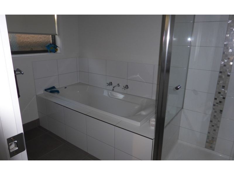 446 Kotthoff Street, Lavington NSW 2641