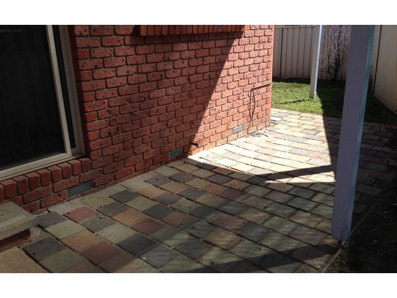 594 Oliver Street, Lavington NSW 2641