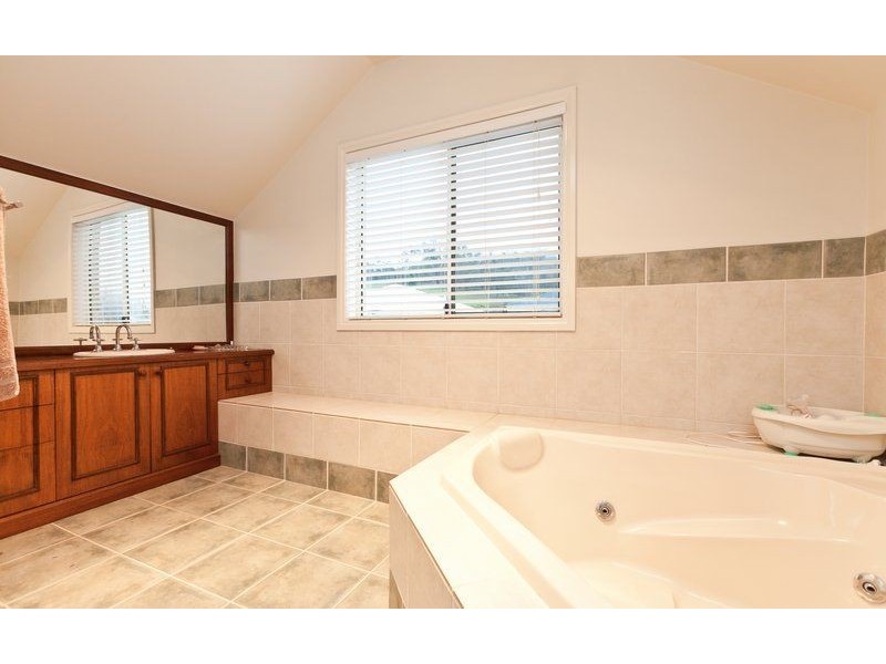 17 Briwood Court, Albury NSW 2640