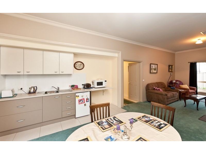 17 Briwood Court, Albury NSW 2640