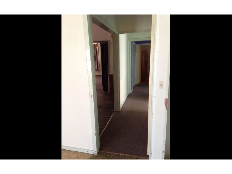 466 Bownds Street, Lavington NSW 2641