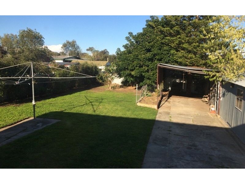 986 Captain Cook Drive, Albury NSW 2640
