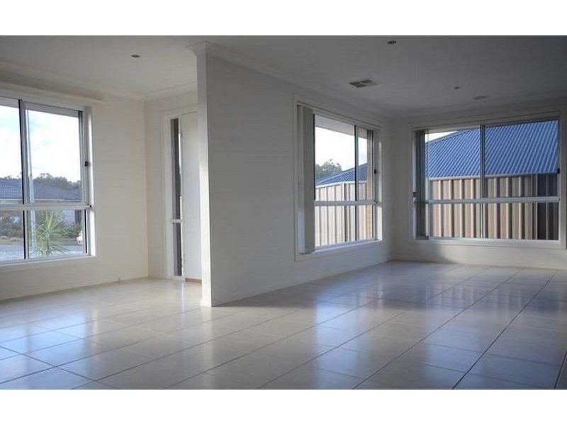 17 Stringybark Court, Thurgoona NSW 2640