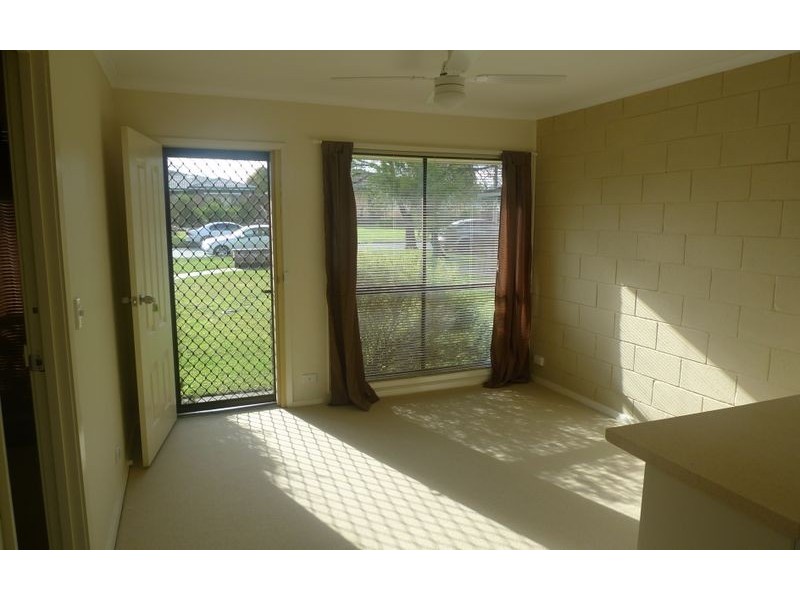 4/495 Hartley Street, Lavington NSW 2641