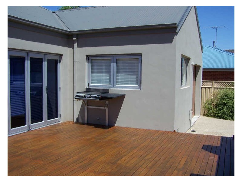 2/338 Norfolk Street, East Albury NSW 2640