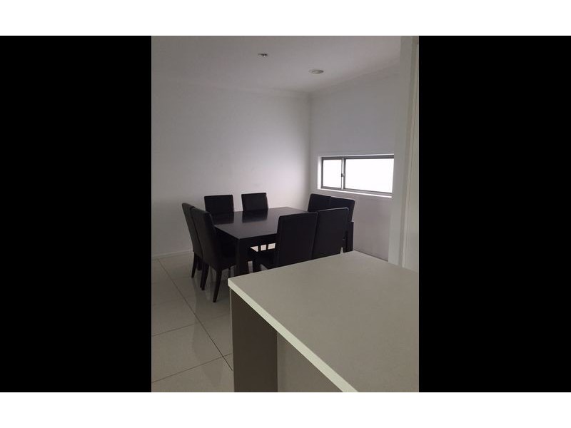 10 Birdie Place, Thurgoona NSW 2640