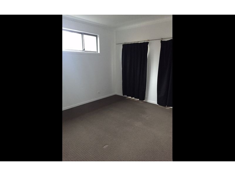 10 Birdie Place, Thurgoona NSW 2640