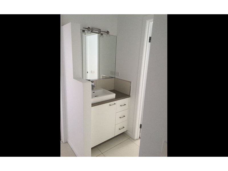 10 Birdie Place, Thurgoona NSW 2640