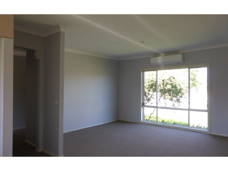 384 Union Road, Lavington NSW 2641