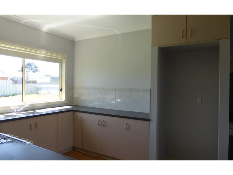 384 Union Road, Lavington NSW 2641