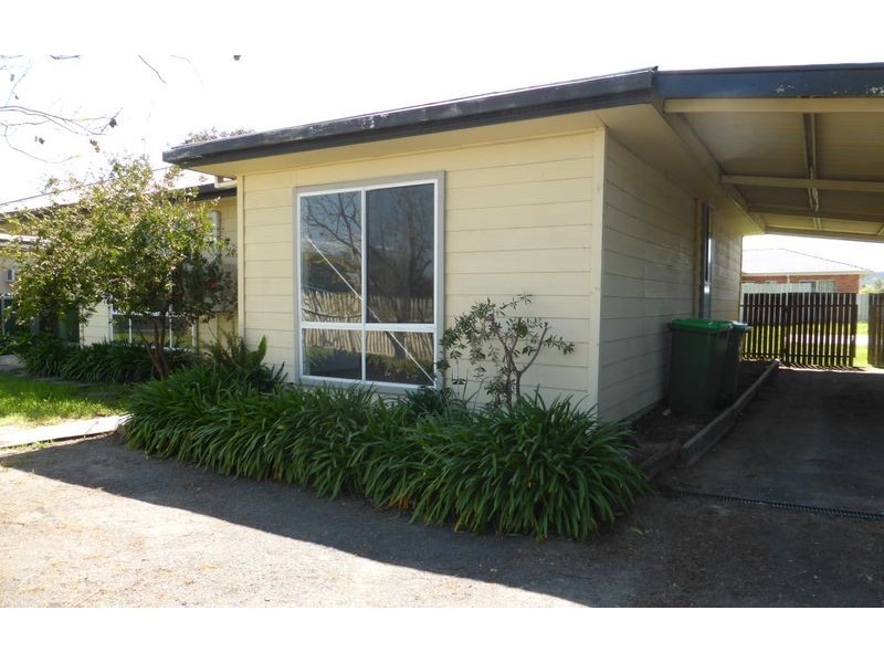 384 Union Road, Lavington NSW 2641