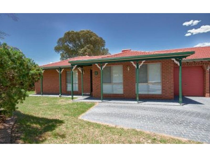 1/1 Saville Avenue, Lavington NSW 2641