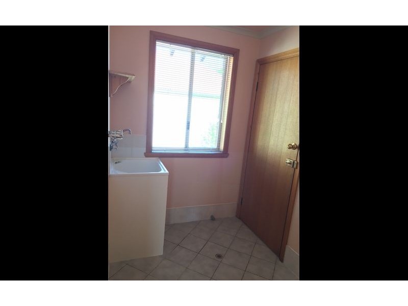 1/1 Saville Avenue, Lavington NSW 2641