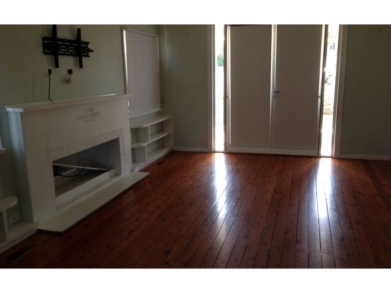 377 Solomon Street, Albury NSW 2640
