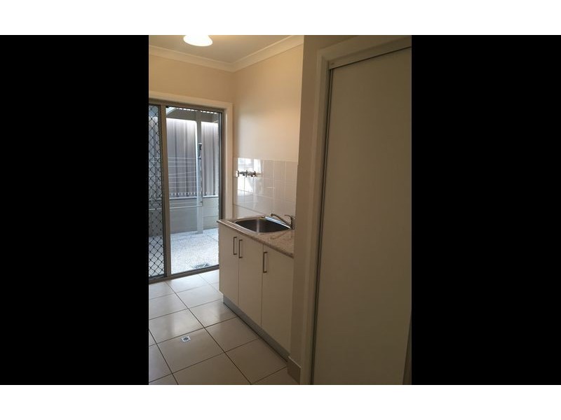 15 Stringybark Court, Thurgoona NSW 2640