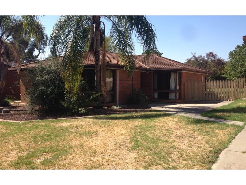 10 Eucalypt Court, Thurgoona NSW 2640