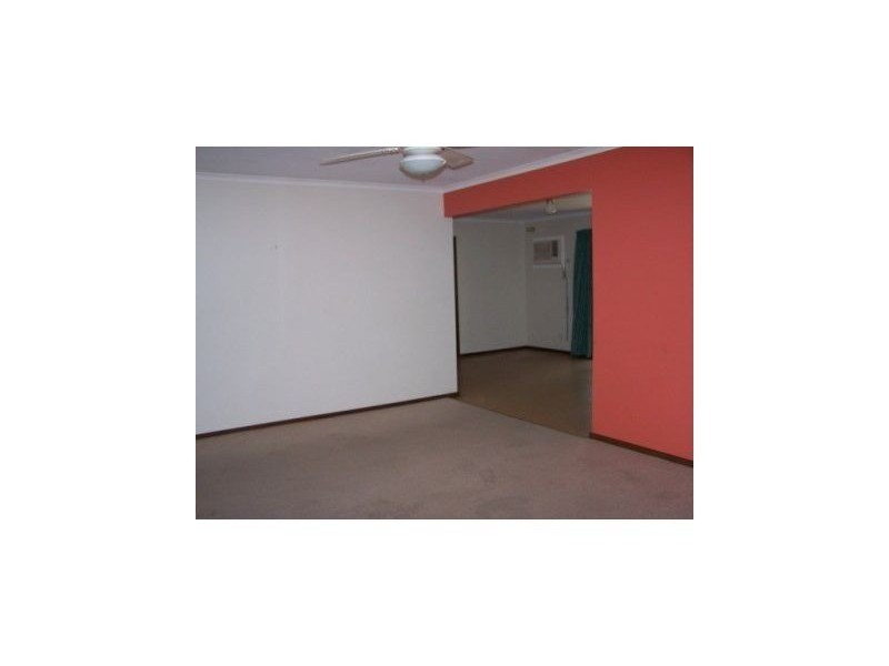 10 Eucalypt Court, Thurgoona NSW 2640