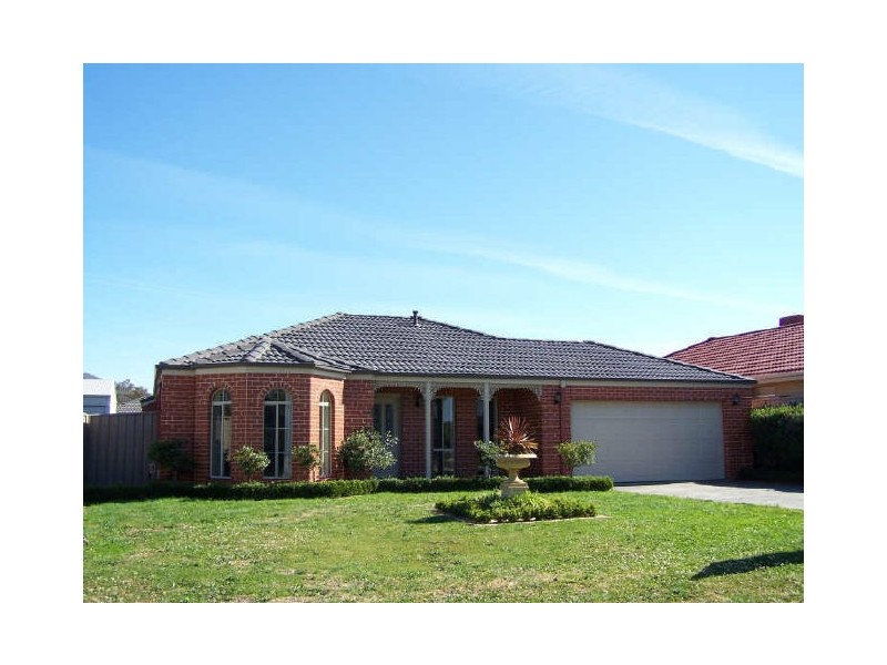 28 Cassinia Court, Thurgoona NSW 2640