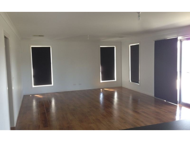 83 Oxford Drive, Thurgoona NSW 2640