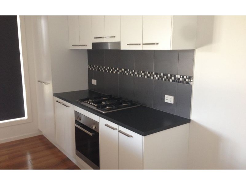 83 Oxford Drive, Thurgoona NSW 2640