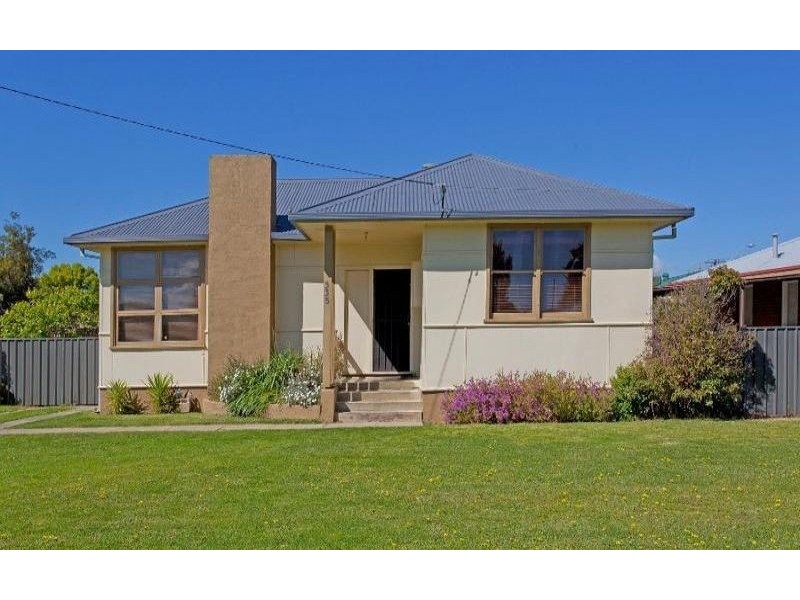 335 Curlew Crescent, North Albury NSW 2640