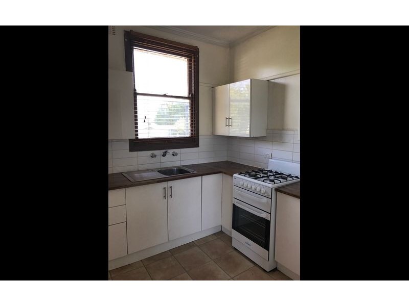 335 Curlew Crescent, North Albury NSW 2640