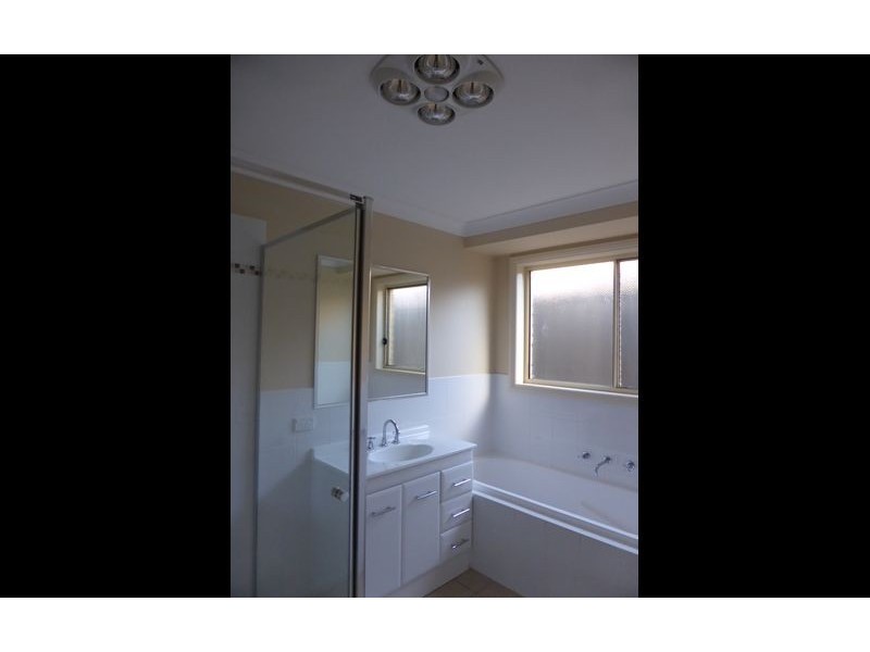 28 Redbox Drive, Thurgoona NSW 2640