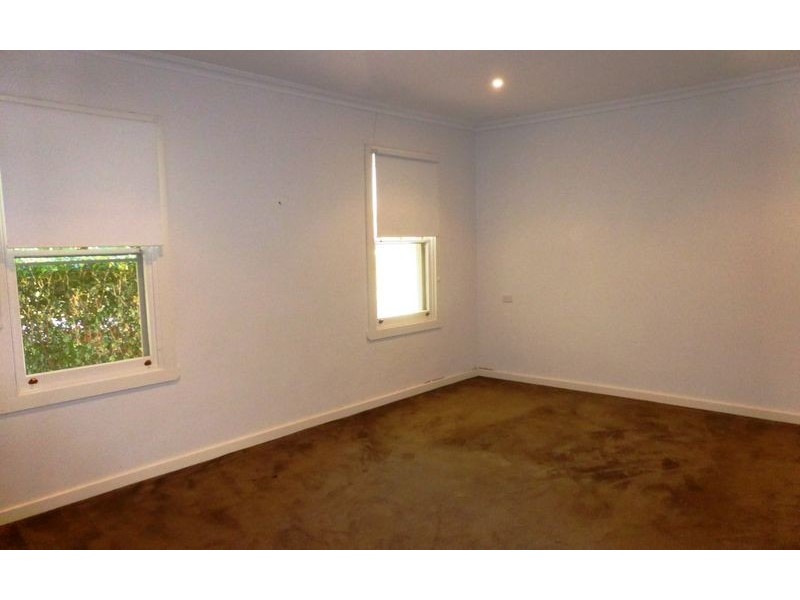 211 Doctors Point Road, Albury NSW 2640