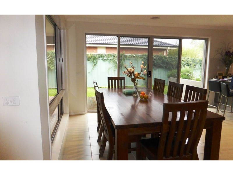 56 Champions Drive, Albury NSW 2640