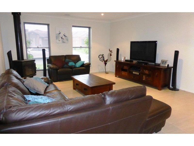 56 Champions Drive, Albury NSW 2640