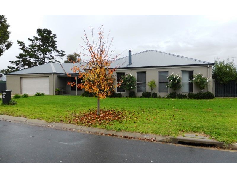 56 Champions Drive, Albury NSW 2640