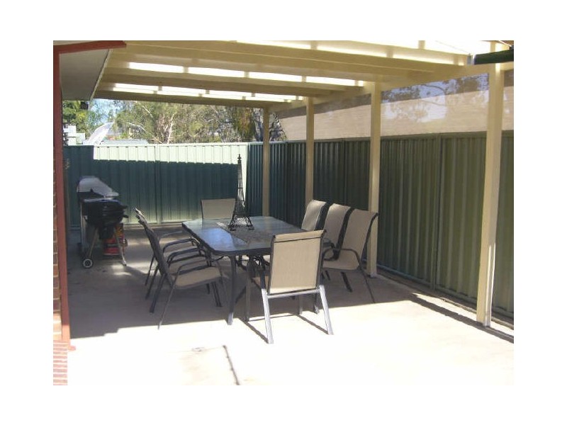 560 Daly Street, Lavington NSW 2641