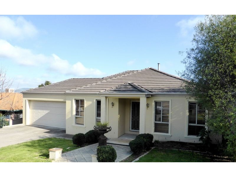 1 Gould Avenue, West Albury NSW 2640