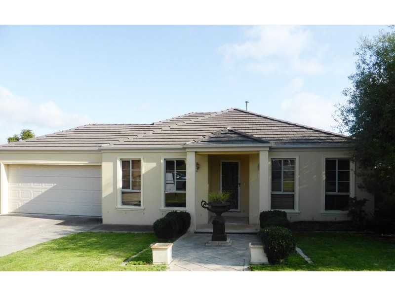 1 Gould Avenue, West Albury NSW 2640