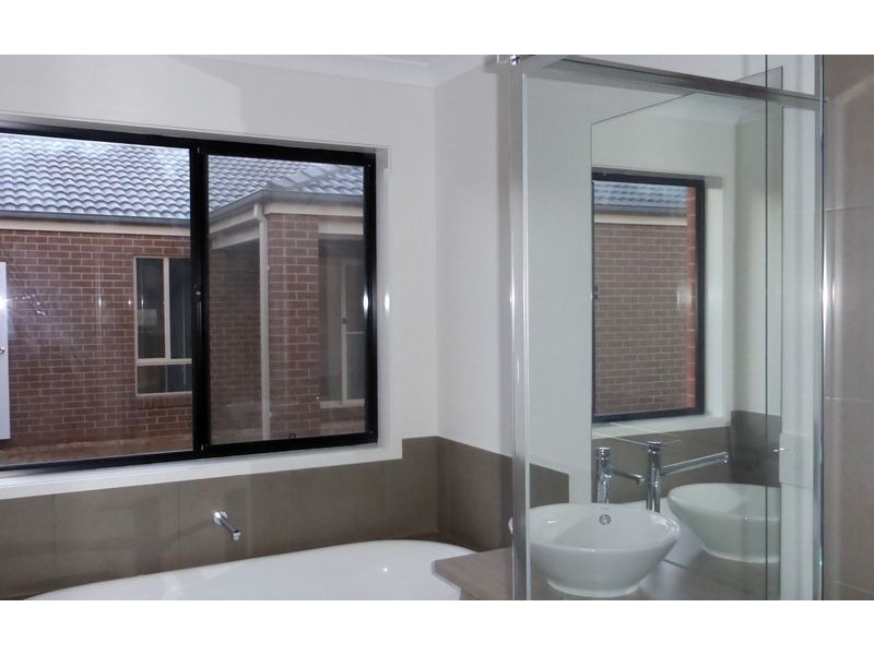 10 Mackey Street, Wodonga VIC 3690