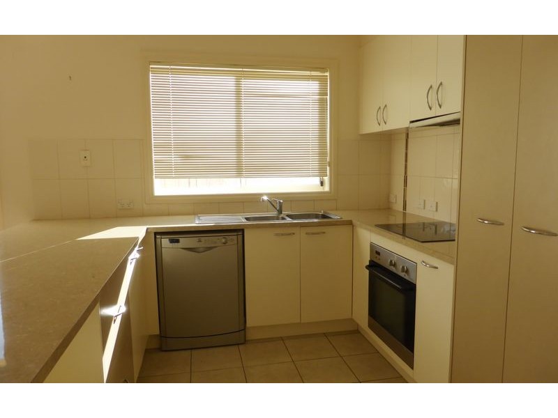 819 Centaur Road, Lavington NSW 2641