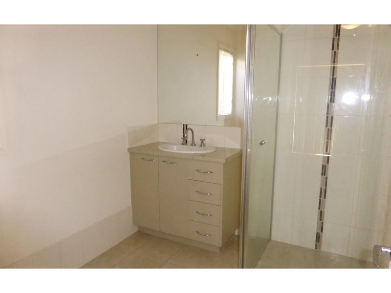 819 Centaur Road, Lavington NSW 2641